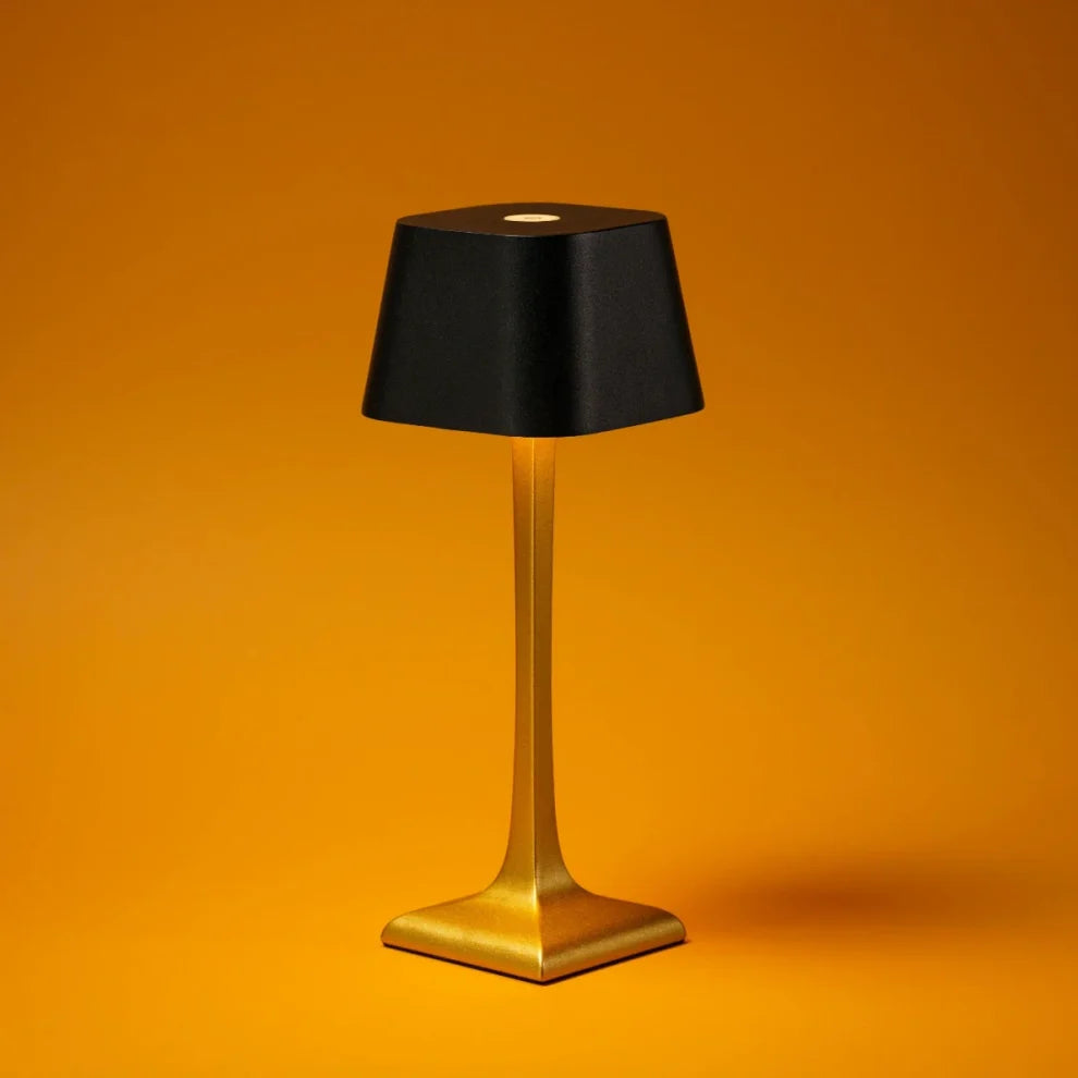 Stijlvolle & Draadloze LED Tafellamp