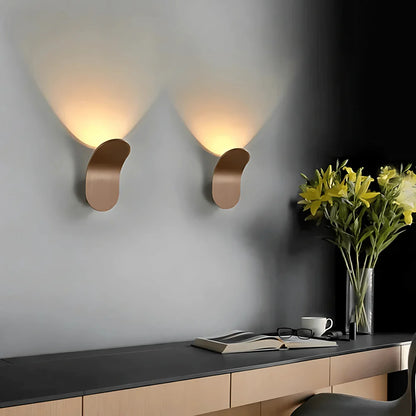 Moderne Wandlamp met Elegante Boog