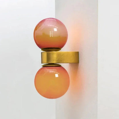 Glazen Bol Wandverlichting met Stijlvolle Afwerking