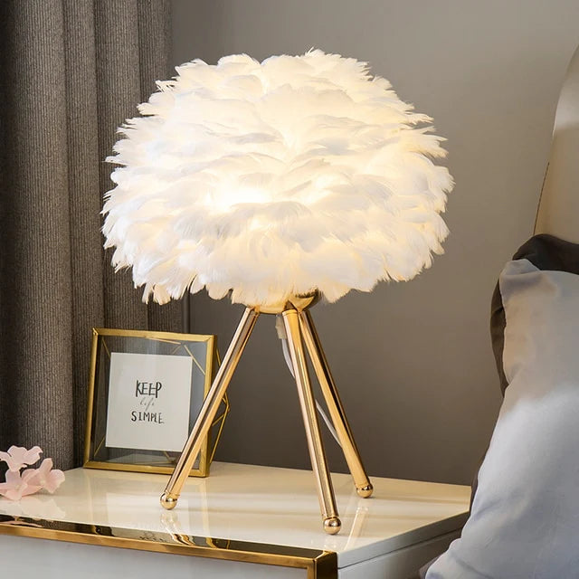 Luxe Veer Tafellamp met Sfeervolle Gloed
