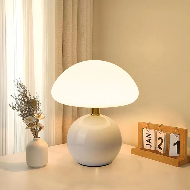 Franse Crème Paddenstoellamp – Elegante LED Verlichting voor een Gezellige Sfeer 2